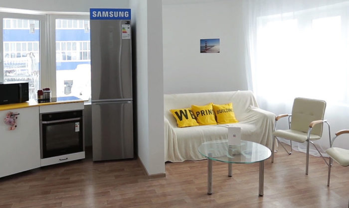 apis-cor-tiny-house-kitchen-living-room